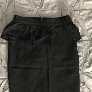 Black pencil skirt with ruffle